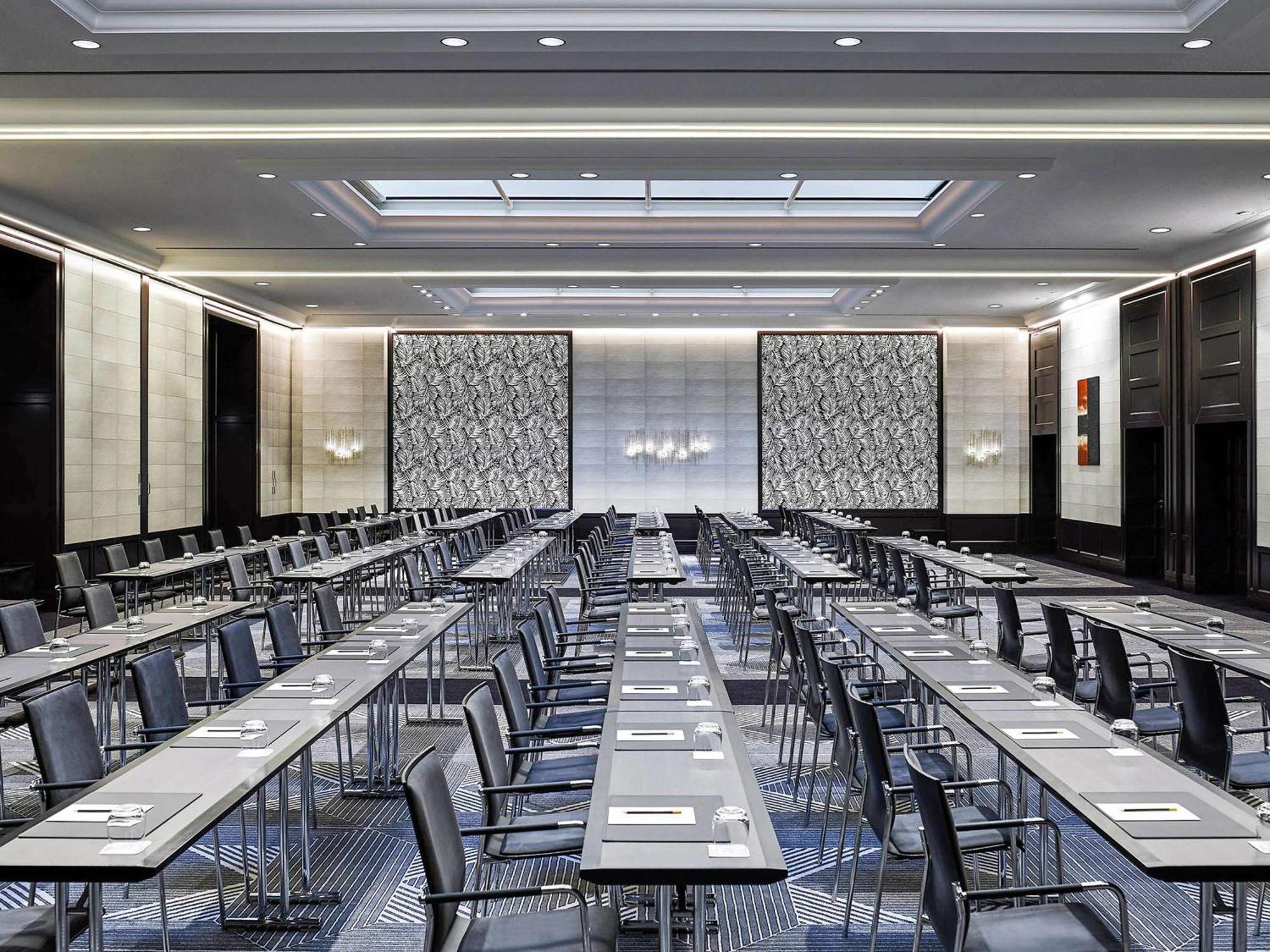 Sofitel Frankfurt Opera Ξενοδοχείο Φραγκφούρτη Εξωτερικό φωτογραφία The ballroom