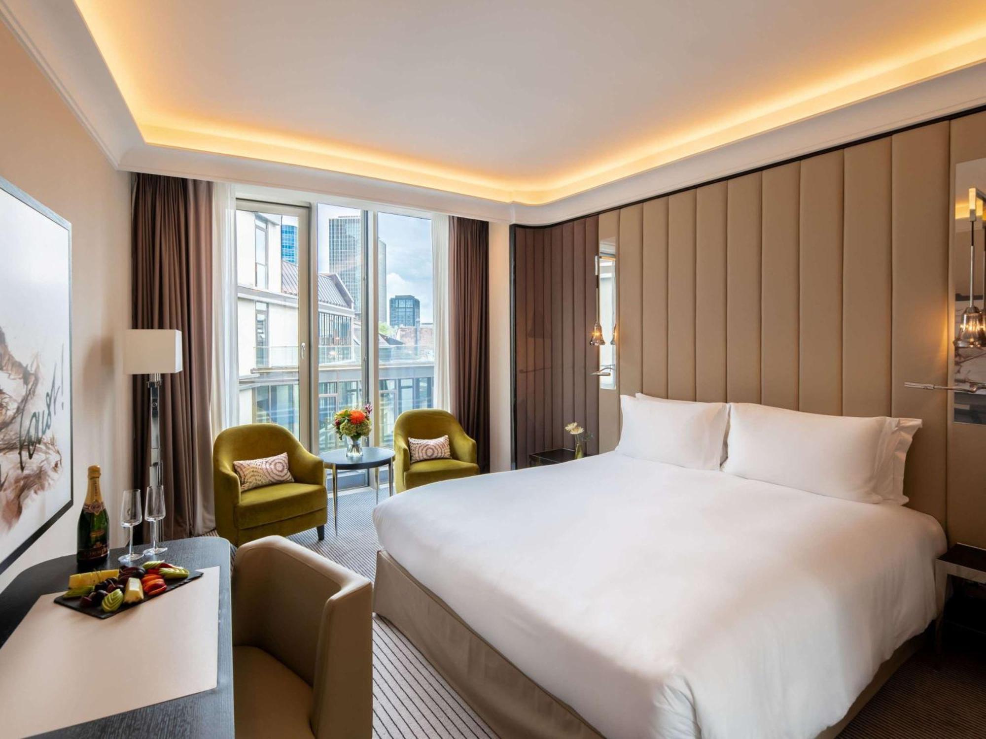 Sofitel Frankfurt Opera Ξενοδοχείο Φραγκφούρτη Εξωτερικό φωτογραφία Deluxe room