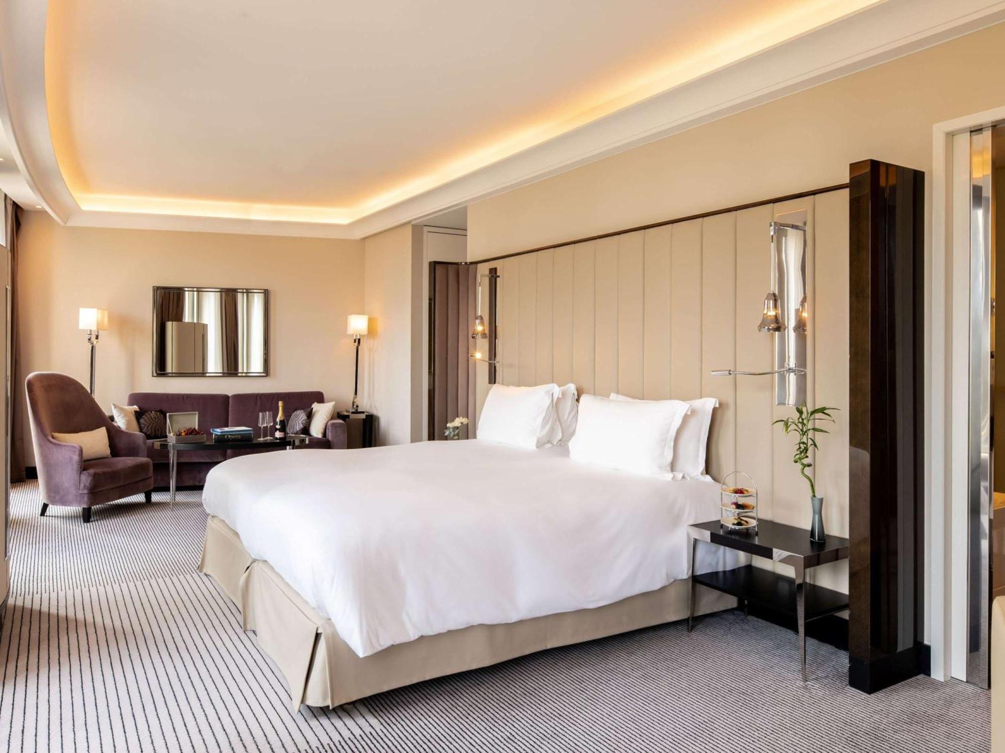 Sofitel Frankfurt Opera Ξενοδοχείο Φραγκφούρτη Εξωτερικό φωτογραφία A suite at the InterContinental Paris Le Grand